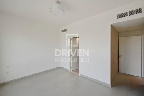 Villa in Jebel Ali, Dubai 4 bedrooms, 567.82 sq.m. № 136790 - photo 8
