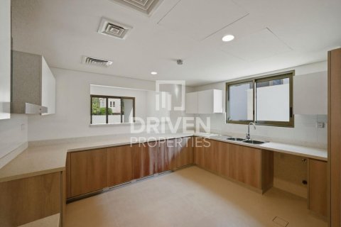 Villa in Jebel Ali, Dubai 4 bedrooms, 567.82 sq.m. № 136790 - photo 19