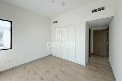 Villa in Murooj Al Furjan, Al Furjan, Dubai 5 bedrooms, 413.42 sq.m. № 136789 - photo 6