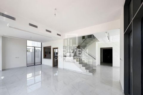 Villa in Murooj Al Furjan, Al Furjan, Dubai 5 bedrooms, 413.42 sq.m. № 136789