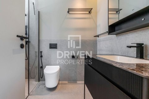 Apartment in Al Satwa, Dubai 2 bedrooms, 103.96 sq.m. № 136780 - photo 10