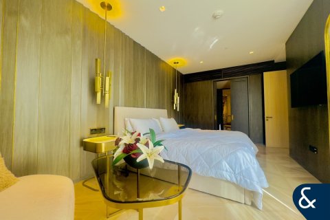 Apartment in Palm Jumeirah, Dubai 3 bedrooms, 216 sq.m. № 99167 - photo 12