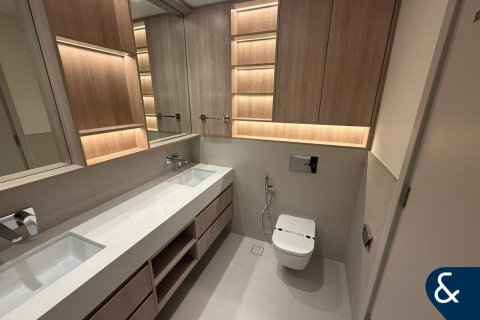 Снять в аренду квартиру в Дубай Хилс Эстейт, Дубай: 3 спальни, 130м², № 99150 - фото 8