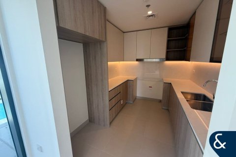 Снять в аренду квартиру в Дубай Хилс Эстейт, Дубай: 3 спальни, 130м², № 99150 - фото 3