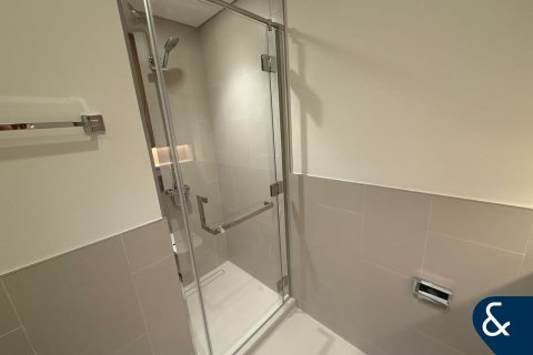 Снять в аренду квартиру в Дубай Хилс Эстейт, Дубай: 3 спальни, 130м², № 99150 - фото 17