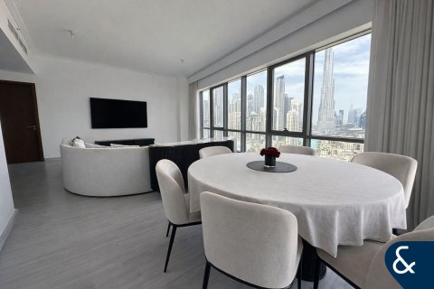 Apartment in SOUTH RIDGE in Downtown Dubai (Downtown Burj Dubai), Dubai 2 bedrooms, 152 sq.m. № 99152 - photo 3