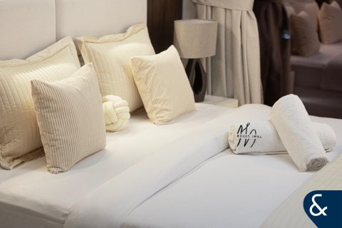 Apartment in Business Bay, Dubai 2 bedrooms, 125 sq.m. № 99169 - photo 11