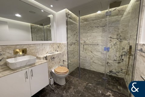 Apartment in SOUTH RIDGE in Downtown Dubai (Downtown Burj Dubai), Dubai 2 bedrooms, 154 sq.m. № 99151 - photo 6