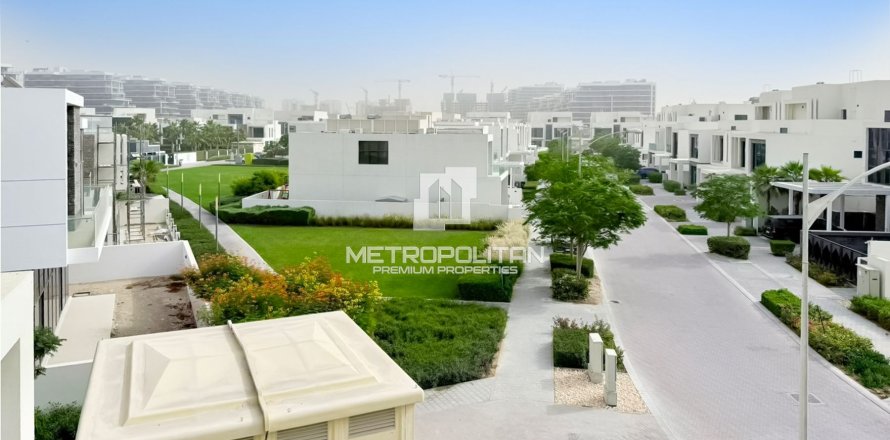 Adosado en DAMAC Hills (Akoya by DAMAC), Dubai, 3 dormitorios, 246 m², № 73944