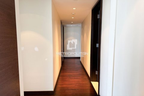 Apartment in Downtown Dubai (Downtown Burj Dubai), Dubai 3 bedrooms, 217 sq.m. № 73954 - photo 16