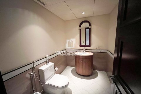 Снять в аренду квартиру в Даунтаун Дубай (Даунтаун Бурдж Дубай), Дубай: 2 спальни, 173м², № 73947 - фото 22