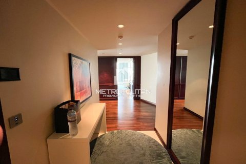 Снять в аренду квартиру в Даунтаун Дубай (Даунтаун Бурдж Дубай), Дубай: 2 спальни, 173м², № 73947 - фото 4