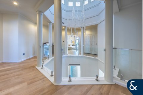 Villa in Garden Homes, Palm Jumeirah, Dubai 4 bedrooms, 612 sq.m. № 76358 - photo 6