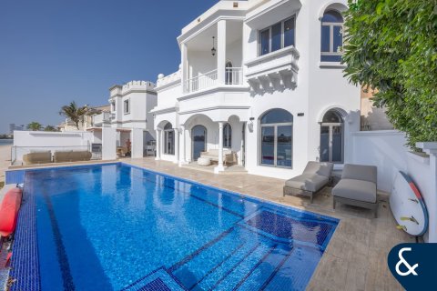 Villa in Garden Homes, Palm Jumeirah, Dubai 4 bedrooms, 612 sq.m. № 76358 - photo 21