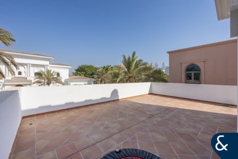 Villa in Garden Homes, Palm Jumeirah, Dubai 4 bedrooms, 612 sq.m. № 76358 - photo 15