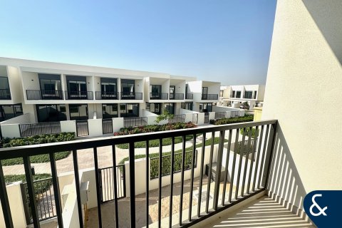 Снять в аренду виллу в Town Square, Дубай: 3 спальни, 174м², № 76356 - фото 10