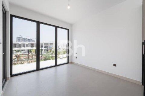 Villa in Tilal Al Ghaf, Dubai 4 bedrooms, 226 sq.m. № 57752 - photo 5
