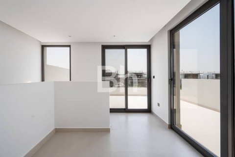 Villa in Tilal Al Ghaf, Dubai 4 bedrooms, 226 sq.m. № 57752 - photo 4