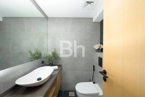 Adosado en Jumeirah Golf Estates, Dubai, 4 dormitorios, 326 m², № 57750 - foto 8
