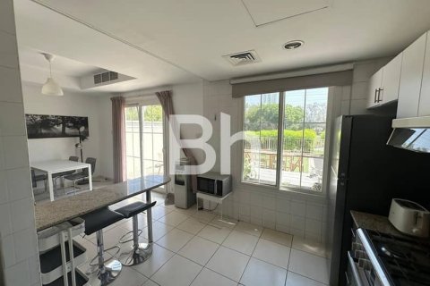 Adosado en The Springs, Dubai, 2 dormitorios, 173 m², № 57726 - foto 14