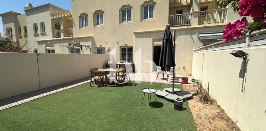 Adosado en The Springs, Dubai, 2 dormitorios, 173 m², № 57726