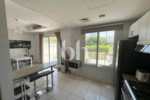 Adosado en The Springs, Dubai, 2 dormitorios, 173 m², № 57726 - foto 3