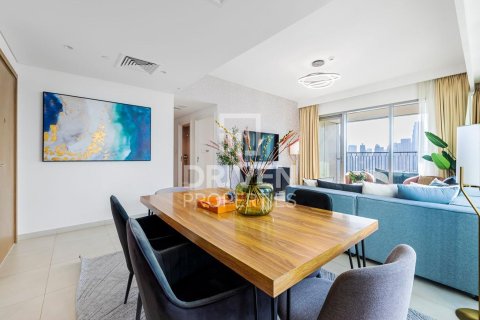 Apartment in Zabeel, Dubai 3 bedrooms, 151.15 sq.m. № 142812 - photo 4