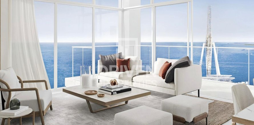 Apartment in Bluewaters, Dubai 3 bedrooms, 191.47 sq.m. № 142825