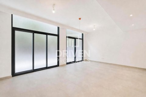 Villa in Mudon, Dubai 3 bedrooms, 168.06 sq.m. № 142820 - photo 10