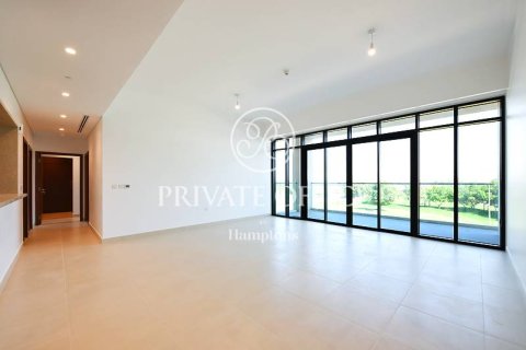 Apartment in The Hills A, The Hills, Dubai 3 bedrooms, 165.73895200 sq.m. № 63365 - photo 11