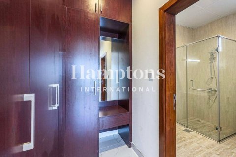 Villa in Murooj Al Furjan, Al Furjan, Dubai 6 bedrooms, 510.96650000 sq.m. № 63366 - photo 15