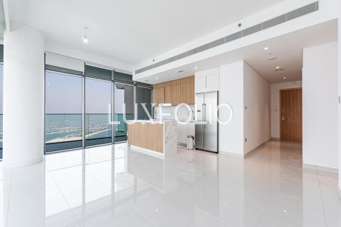 Apartamento en EMAAR Beachfront, Dubai Harbour, Dubai, 3 dormitorios, 180 m², № 46302 - foto 1