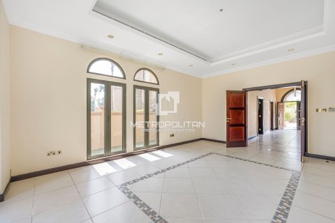 Villa in Palm Jumeirah, Dubai 4 bedrooms, 470 sq.m. № 73107 - photo 5