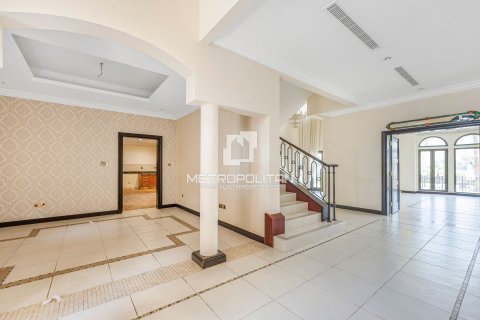Villa in Palm Jumeirah, Dubai 4 bedrooms, 470 sq.m. № 73107 - photo 6