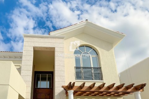 Villa in District One, Mohammed Bin Rashid City, Dubai 5 bedrooms, 801 sq.m. № 73098 - photo 1