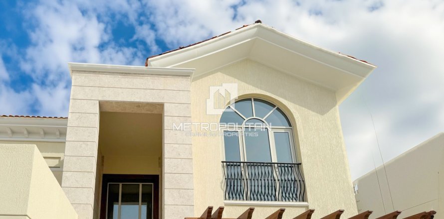 Villa in District One, Mohammed Bin Rashid City, Dubai 5 bedrooms, 801 sq.m. № 73098