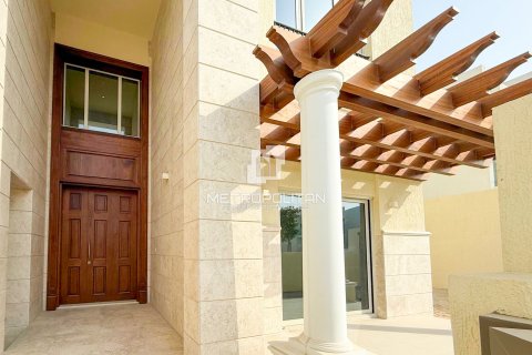 Villa in District One, Mohammed Bin Rashid City, Dubai 5 bedrooms, 801 sq.m. № 73098 - photo 2