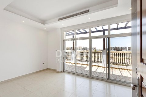 Villa en The Villa, Dubai, 6 dormitorios, 790 m², № 18875 - foto 15