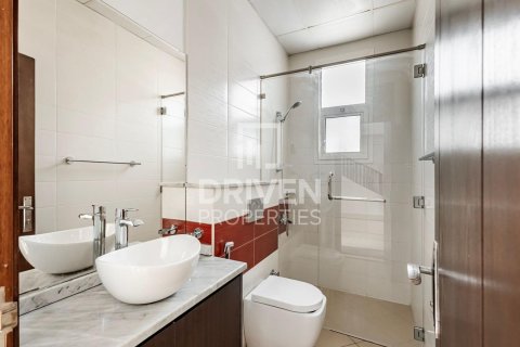 Villa en The Villa, Dubai, 6 dormitorios, 790 m², № 18875 - foto 28