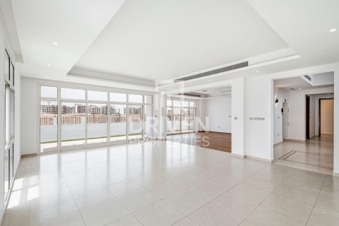 Villa en The Villa, Dubai, 6 dormitorios, 790 m², № 18875 - foto 5