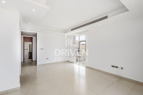 Villa en The Villa, Dubai, 6 dormitorios, 790 m², № 18875 - foto 24