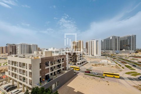 Купить квартиру в Dubai Land, Дубай: 1 спальня, 77м², № 19239 - фото 12