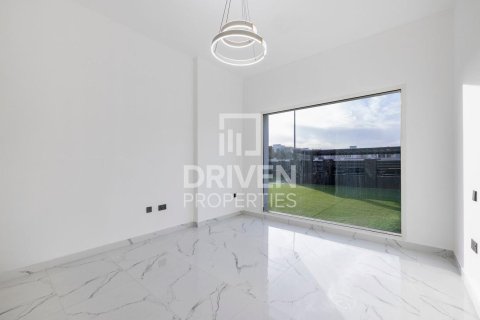 Villa in Al Quoz, Dubai 5 bedrooms, 505 sq.m. № 19238 - photo 7