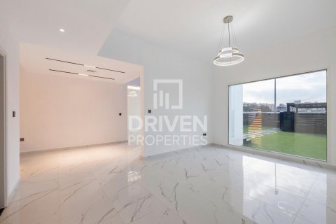 Villa in Al Quoz, Dubai 5 bedrooms, 505 sq.m. № 19238 - photo 4