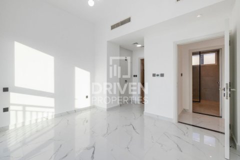 Villa in Al Quoz, Dubai 5 bedrooms, 505 sq.m. № 19238 - photo 25
