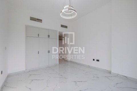 Villa in Al Quoz, Dubai 5 bedrooms, 505 sq.m. № 19238 - photo 12