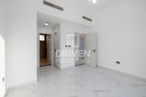 Villa in Al Quoz, Dubai 5 bedrooms, 505 sq.m. № 19238 - photo 9
