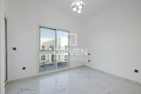 Villa in Al Quoz, Dubai 5 bedrooms, 505 sq.m. № 19238 - photo 21