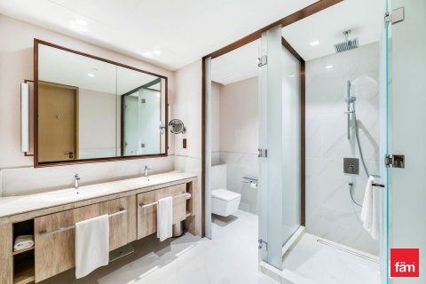Apartamento en Dubai, 1 dormitorio, 102.4 m², № 97828 - foto 9