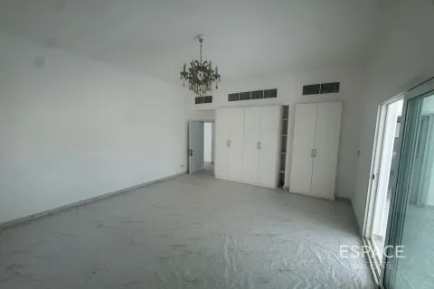 Villa en Meadows 1, Meadows, Dubai, 4 dormitorios, 390 m², № 62160 - foto 8